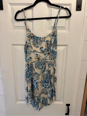 Blue Yellow And Cream Paisley Fomper